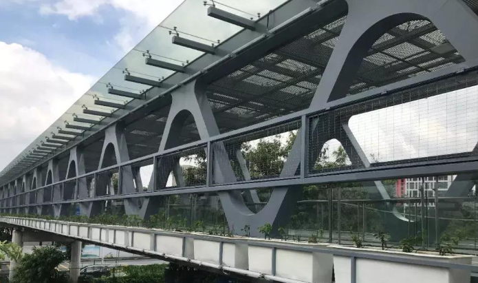 山东论管桁架结构工程弯管加工防锈处理的方法